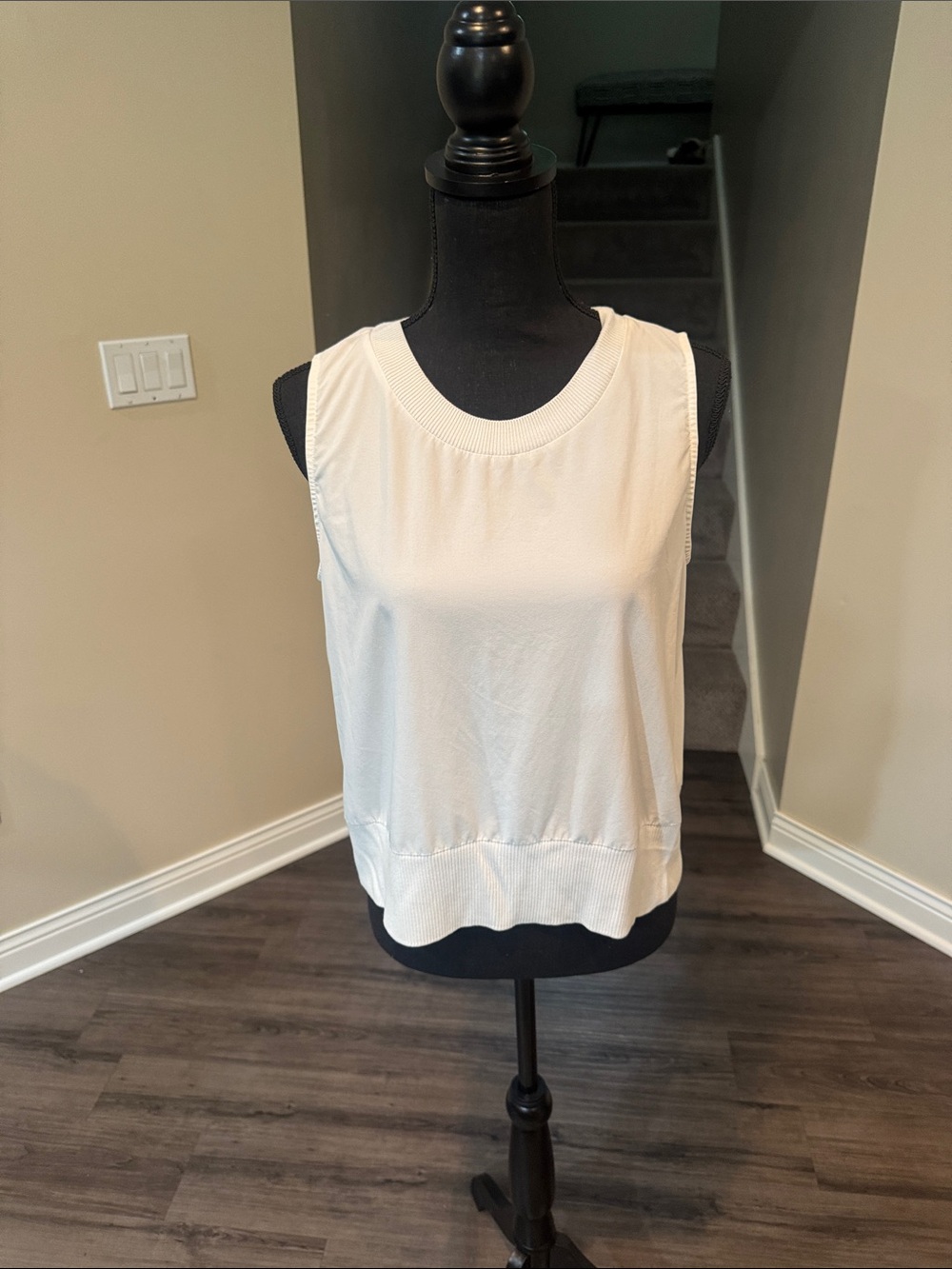 Athleta Cream Ribbed Hem Sleeveless Knit Tank